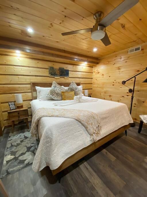 The Grand Tennessean Cabin- Four Bedroom Luxury Cabin In The Mountains Pigeon Forge Zewnętrze zdjęcie
