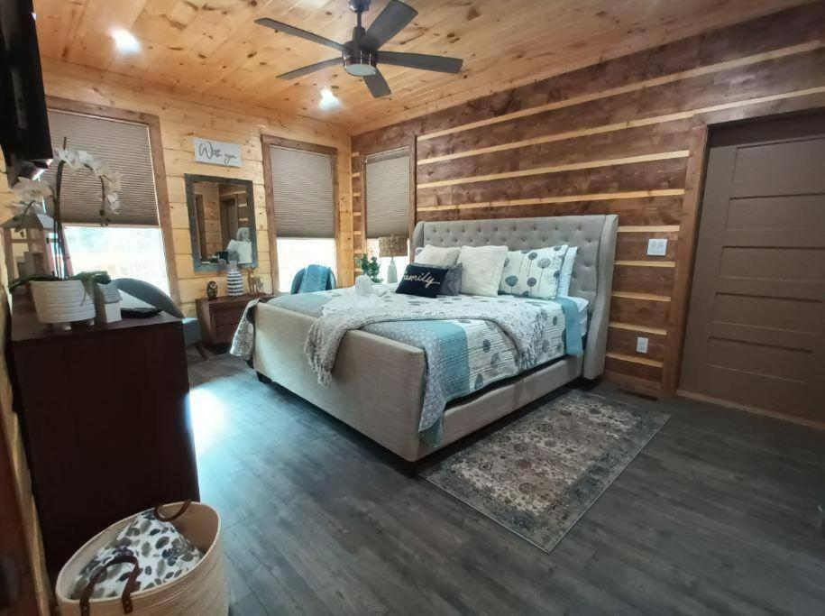 The Grand Tennessean Cabin- Four Bedroom Luxury Cabin In The Mountains Pigeon Forge Zewnętrze zdjęcie